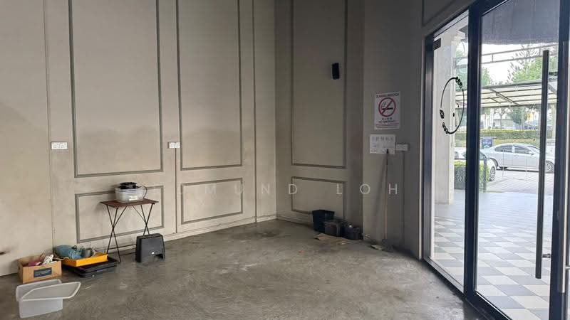 Shop / Office untuk Disewa di Taman Ekoflora (Johor Bahru) - Edmund Loh - Entrance - PropertyGuru.com.my