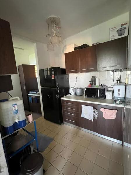 Pangsapuri untuk Dijual di Laguna Biru - Wennie Ho - Kitchen - PropertyGuru.com.my