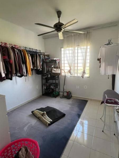 Pangsapuri untuk Dijual di Laguna Biru - Wennie Ho - Bedroom - PropertyGuru.com.my