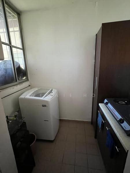 Pangsapuri untuk Dijual di Laguna Biru - Wennie Ho - Kitchen - PropertyGuru.com.my
