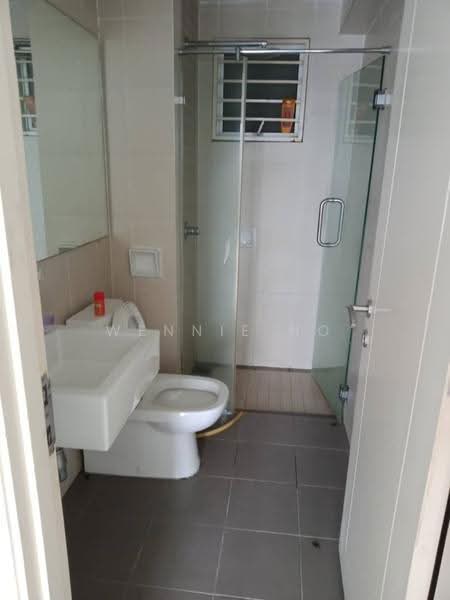 Service Residence for Sale at Tiara Mutiara / The Crown - Wennie Ho - Bathroom - PropertyGuru.com.my