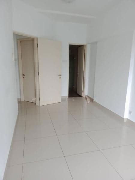 Service Residence for Sale at Tiara Mutiara / The Crown - Wennie Ho - Interior - PropertyGuru.com.my