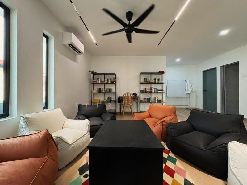 Bungalow House for Sale in Johor Bahru (Johor) - Jeffrey Lim - Living Room - PropertyGuru.com.my