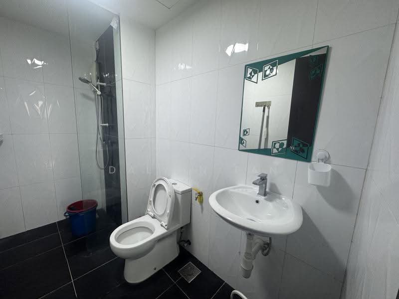 Kediaman Servis untuk Disewa di Menara Suria (V12) - Dalynn Tan - Bathroom - PropertyGuru.com.my