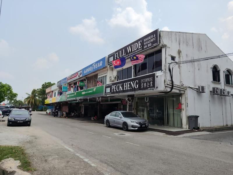 Shop for Sale in Pekan Nenas (Johor) - Kimi Kiu - Exterior - PropertyGuru.com.my