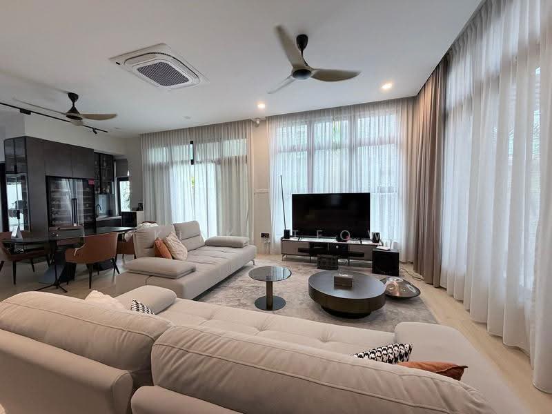 Rumah Berkembar untuk Dijual di Nusa Sentral (Iskandar Puteri (Nusajaya)) - Kinki Teow - Living Room - PropertyGuru.com.my