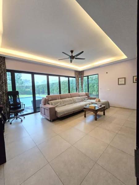 Bungalow House untuk Disewa di Leisure Farm (Gelang Patah) - Phang Elainne - Living Room - PropertyGuru.com.my