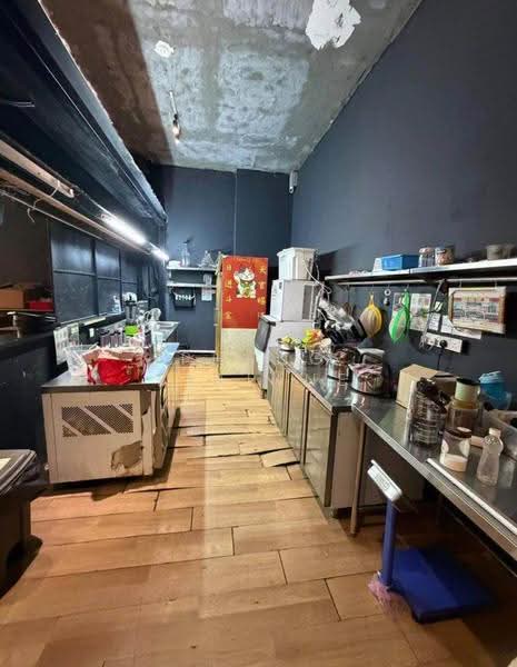 Factory for Rent in Taman Mount Austin (Tebrau) - Phang Elainne - Kitchen - PropertyGuru.com.my