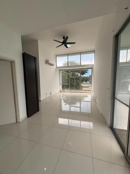 Rumah Teres 2-Tingkat untuk Dijual di Taman Setia Indah (Tebrau) - Phang Elainne - PropertyGuru.com.my