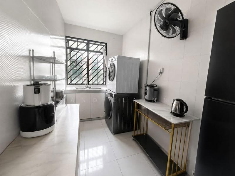 Shop for Rent in Taman Abad (Johor Bahru) - Phang Elainne - Kitchen - PropertyGuru.com.my