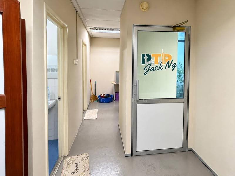 Shop / Office for Rent in Taman Island Glades (Gelugor) - Jack Ng - Interior - PropertyGuru.com.my