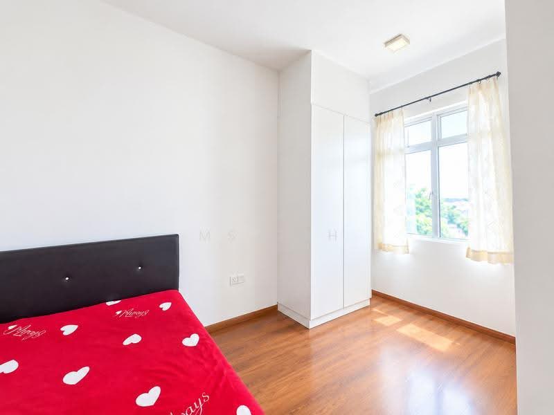 Pangsapuri untuk Dijual di Nusa Heights (Nusa Puncak) - Ms Goh - Bedroom - PropertyGuru.com.my