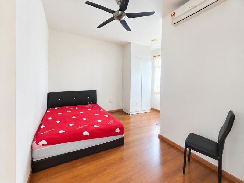 Pangsapuri untuk Dijual di Nusa Heights (Nusa Puncak) - Ms Goh - Bedroom - PropertyGuru.com.my