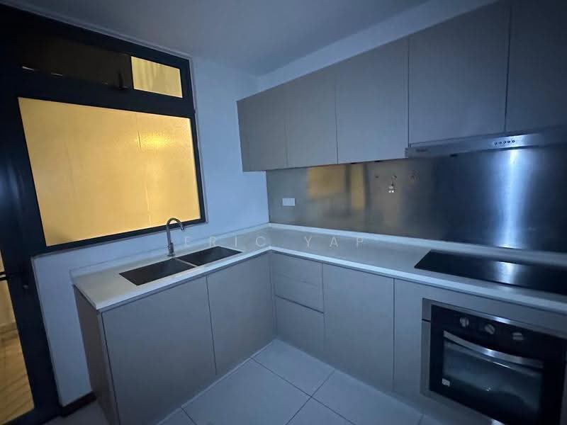 Kediaman Servis untuk Disewa di Crescent Bay Suites (Teluk Bayu) - ERIC YAP - Kitchen - PropertyGuru.com.my