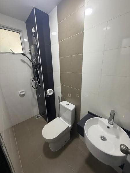 Service Residence for Rent at Vida Heights - YC Fung - Bathroom - PropertyGuru.com.my