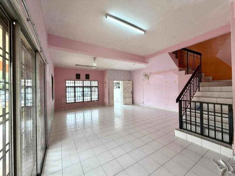 Rumah Teres 2-Tingkat untuk Dijual di Taman Pelangi Semenyih (Semenyih) - NUZULHAKIMI . - PropertyGuru.com.my