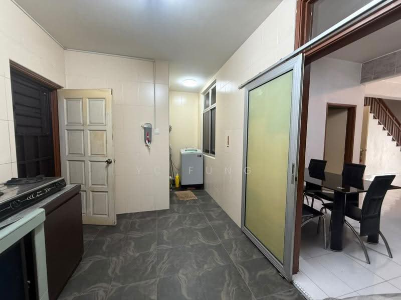 Rumah Teres 2-Tingkat untuk Disewa di Bukit Indah (Iskandar Puteri (Nusajaya)) - YC Fung - Kitchen - PropertyGuru.com.my