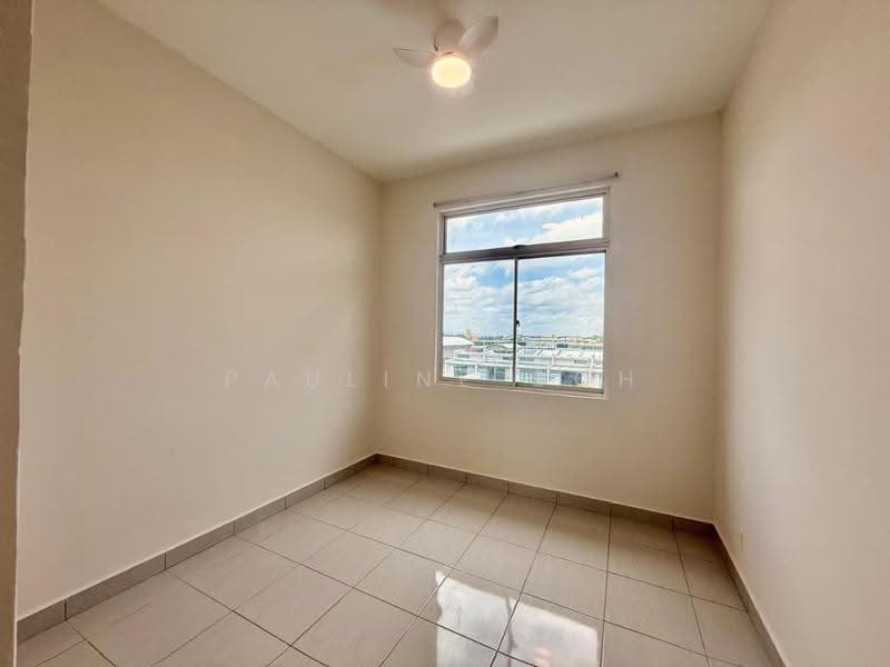 Rumah Teres 2-Tingkat untuk Dijual di Bandar Seri Alam (Masai) - Pauline Goh - Bedroom - PropertyGuru.com.my