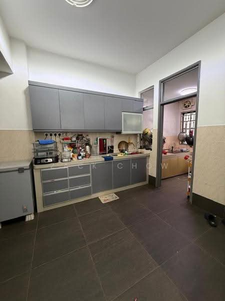 Rumah Teres 2-Tingkat untuk Dijual di Taman Setia Indah (Tebrau) - Zack Chow - Kitchen - PropertyGuru.com.my