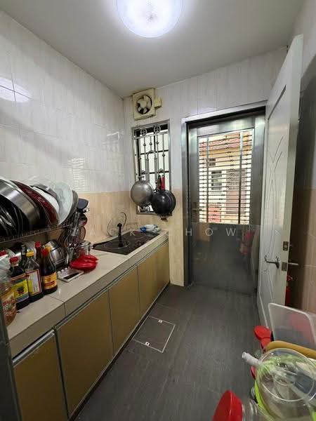 Rumah Teres 2-Tingkat untuk Dijual di Taman Setia Indah (Tebrau) - Zack Chow - Kitchen - PropertyGuru.com.my