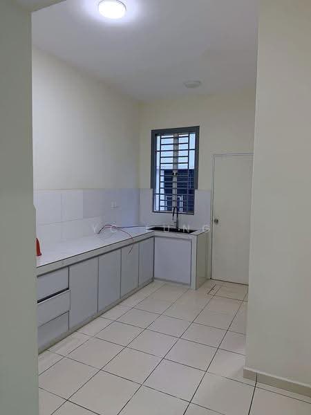 2-storey Terraced House for Rent in Pasir Gudang (Johor) - YC Fung - Kitchen - PropertyGuru.com.my