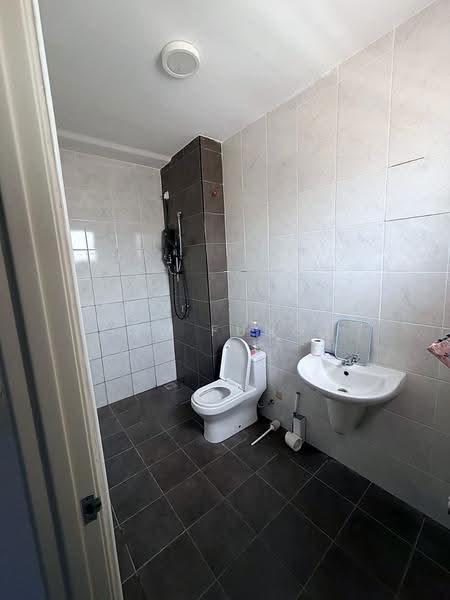 2-storey Terraced House for Rent in Pasir Gudang (Johor) - YC Fung - Bathroom - PropertyGuru.com.my