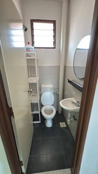 Rumah Teres 2-Tingkat untuk Dijual di Taman Setia Indah (Tebrau) - Sean Yeoh - Bathroom - PropertyGuru.com.my