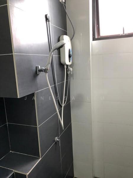 Kediaman Servis untuk Disewa di Citywoods - Janessa Lim - Bathroom - PropertyGuru.com.my