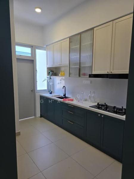 Terraced House for Sale in Rawang (Selangor) - Mohd Ghazali - Kitchen - PropertyGuru.com.my