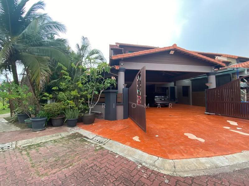 Rumah Teres untuk Dijual di Bukit Jelutong (Shah Alam) - Fazri Omar - PropertyGuru.com.my