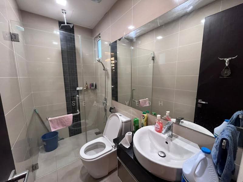 Semi-Detached House for Sale in Johor Bahru (Johor) - Sean Yeoh - Bathroom - PropertyGuru.com.my