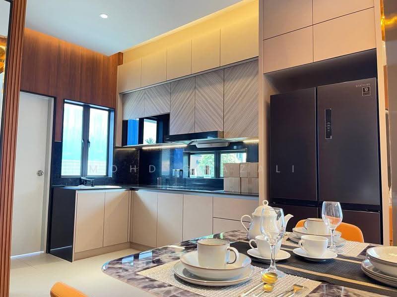 Rumah Teres 2-Tingkat untuk Dijual di Bukit Beruntung (Serendah) - Mohd Ghazali - Kitchen - PropertyGuru.com.my