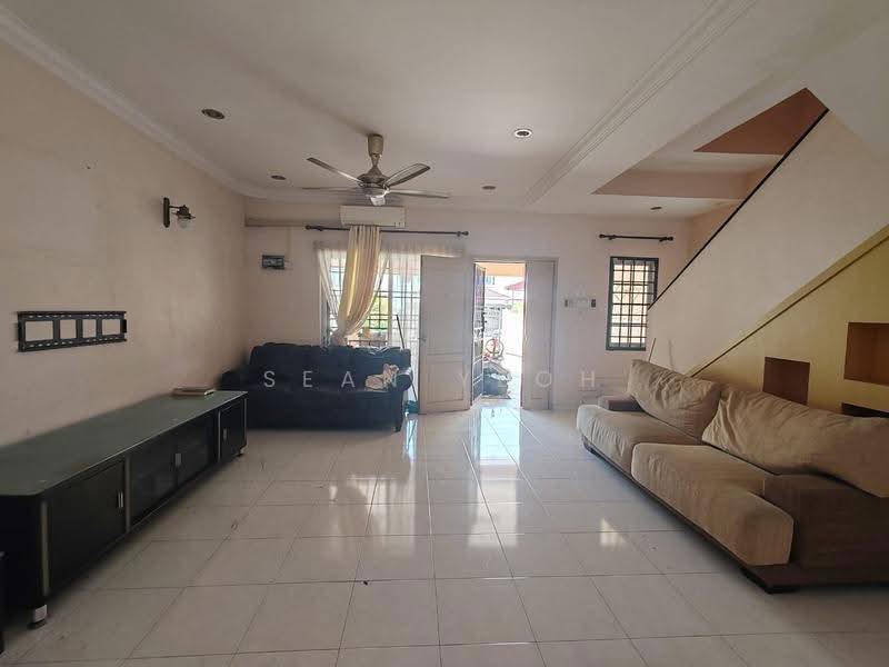 Rumah Teres 2-Tingkat untuk Dijual di Taman Setia Indah (Tebrau) - Sean Yeoh - Living Room - PropertyGuru.com.my