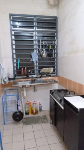 Pangsapuri untuk Dijual di Seremban Putra - Mohd Ghazali - Kitchen - PropertyGuru.com.my