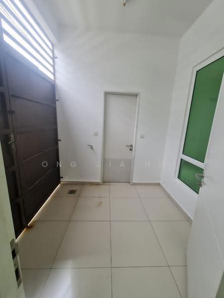 2-storey Terraced House for Sale in Seremban (Negeri Sembilan) - Ong Jia Hui - Entrance - PropertyGuru.com.my