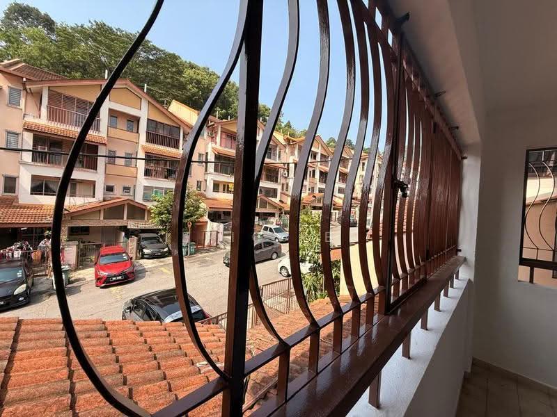 Townhouse for Rent in Batu Caves (Selangor) - Eric Per - Exterior - PropertyGuru.com.my