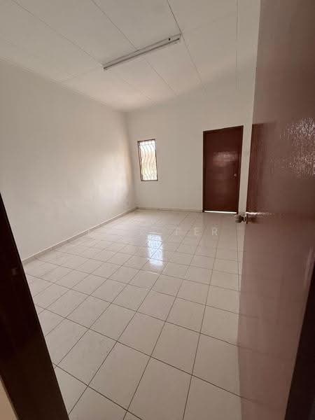 Townhouse for Rent in Batu Caves (Selangor) - Eric Per - Interior - PropertyGuru.com.my