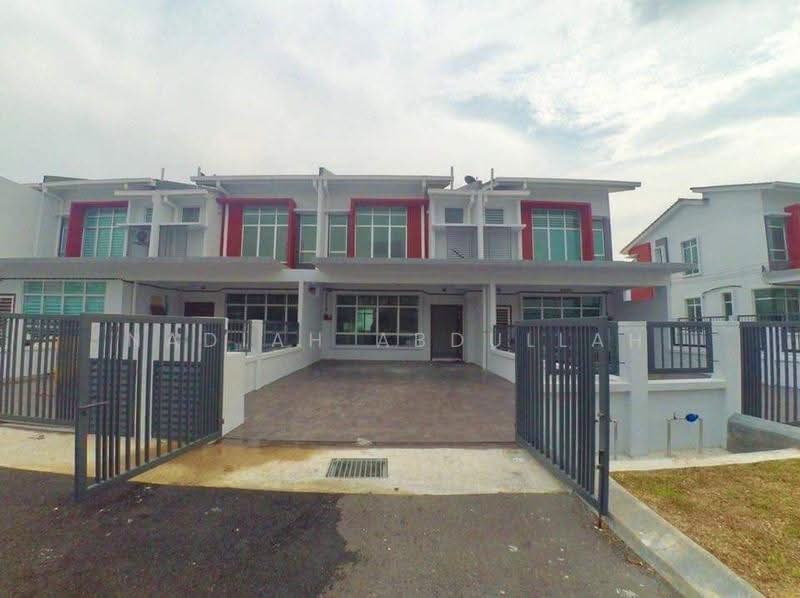 2-storey Terraced House for Sale in Saujana Utama (Selangor) - Nadiah Abdullah - Exterior - PropertyGuru.com.my