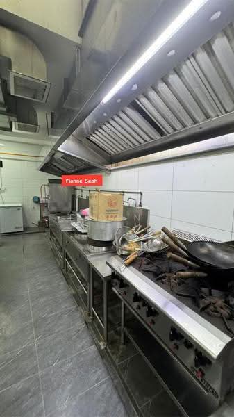 Shop for Rent in George Town (Penang) - Fionne Seah - Kitchen - PropertyGuru.com.my