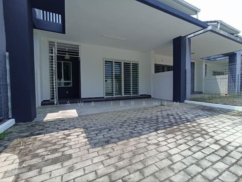 Rumah Teres 2-Tingkat untuk Dijual di Nilai Impian (Nilai) - Hawa Ibrahim - Exterior - PropertyGuru.com.my