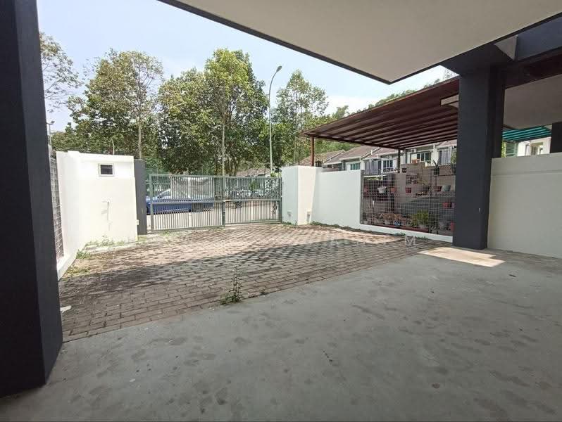 Rumah Teres 2-Tingkat untuk Dijual di Nilai Impian (Nilai) - Hawa Ibrahim - Exterior - PropertyGuru.com.my