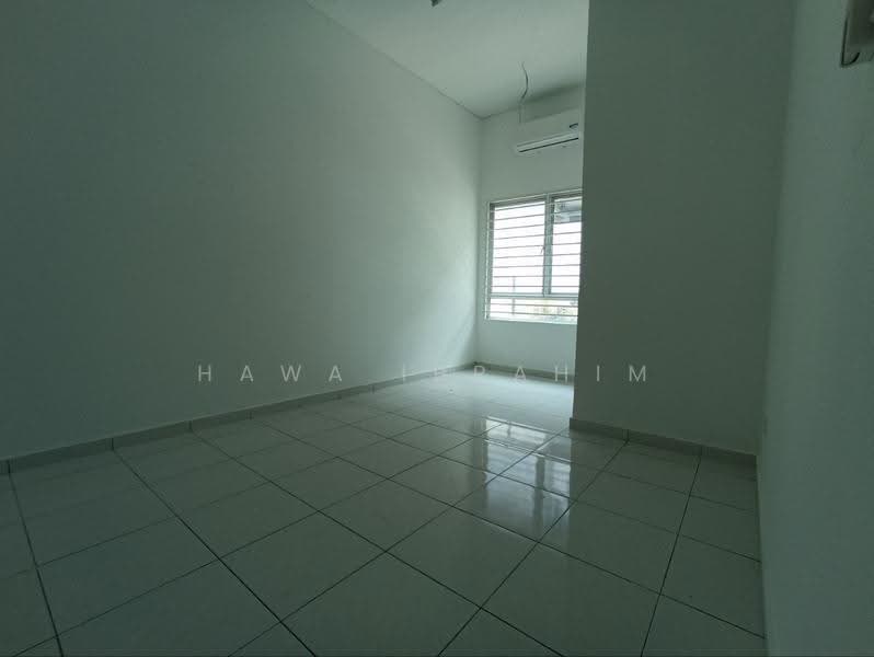 Rumah Teres 2-Tingkat untuk Dijual di Nilai Impian (Nilai) - Hawa Ibrahim - PropertyGuru.com.my