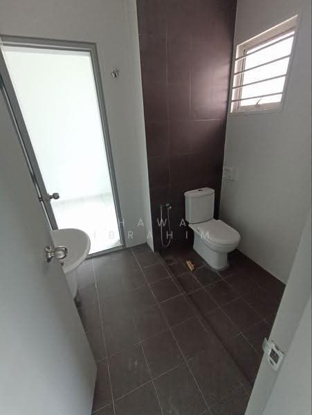 Rumah Teres 2-Tingkat untuk Dijual di Nilai Impian (Nilai) - Hawa Ibrahim - PropertyGuru.com.my