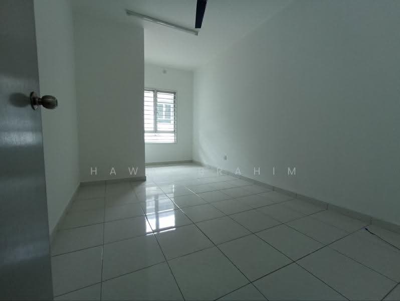 Rumah Teres 2-Tingkat untuk Dijual di Nilai Impian (Nilai) - Hawa Ibrahim - PropertyGuru.com.my