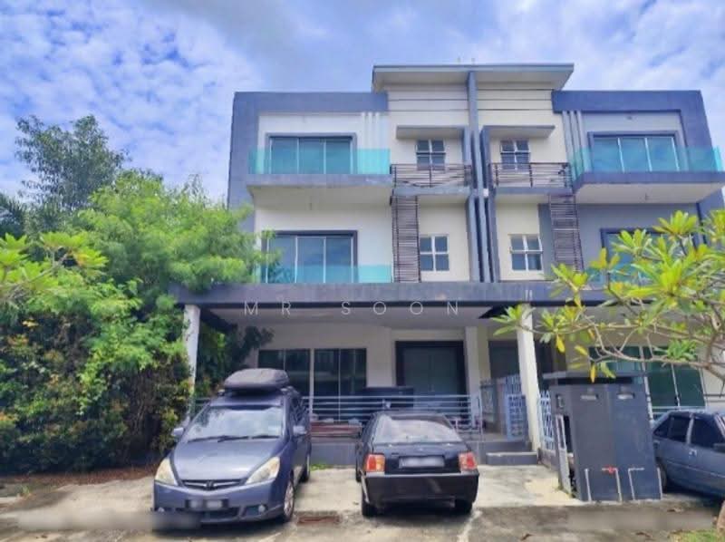 Semi-Detached House for Sale in Taman Baiduri (Dengkil) - Mr Soon - Exterior - PropertyGuru.com.my