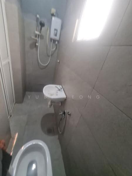 Pangsapuri untuk Dijual di Kestana - Yubi Leong - Bathroom - PropertyGuru.com.my
