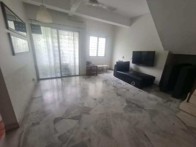 Pangsapuri untuk Dijual di Kestana - Yubi Leong - Living Room - PropertyGuru.com.my