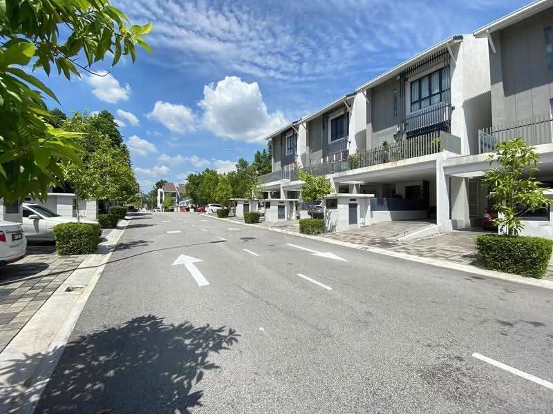 Rumah Bandar untuk Dijual di Bangi (Selangor) - Mr Soon - Exterior - PropertyGuru.com.my