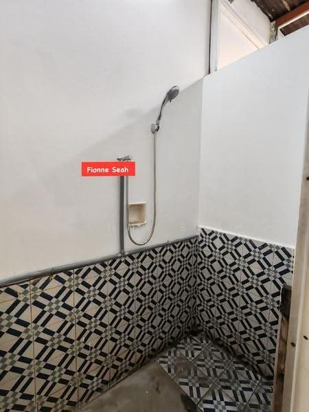 Kedai untuk Disewa di George Town (Penang) - Fionne Seah - Bathroom - PropertyGuru.com.my