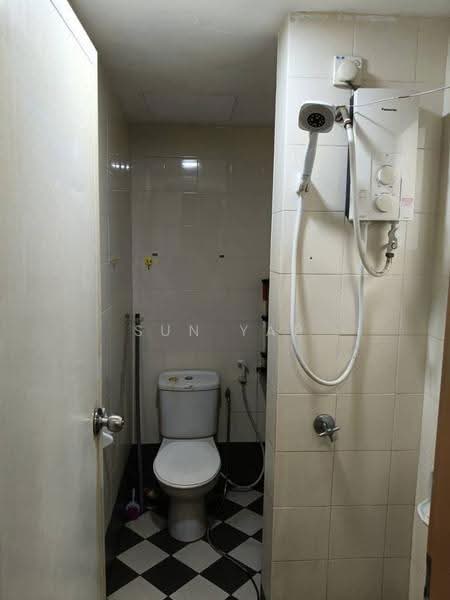 Service Residence for Rent at The Embassy (Bangunan Duta Impian) - Sun Yap - Bathroom - PropertyGuru.com.my